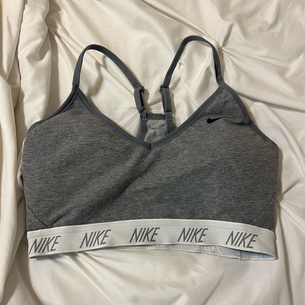 nike bra